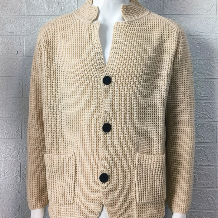 Elegante heren trui met knoopsluiting en opvallende hoge kraag voor een verheven stijl | Ties