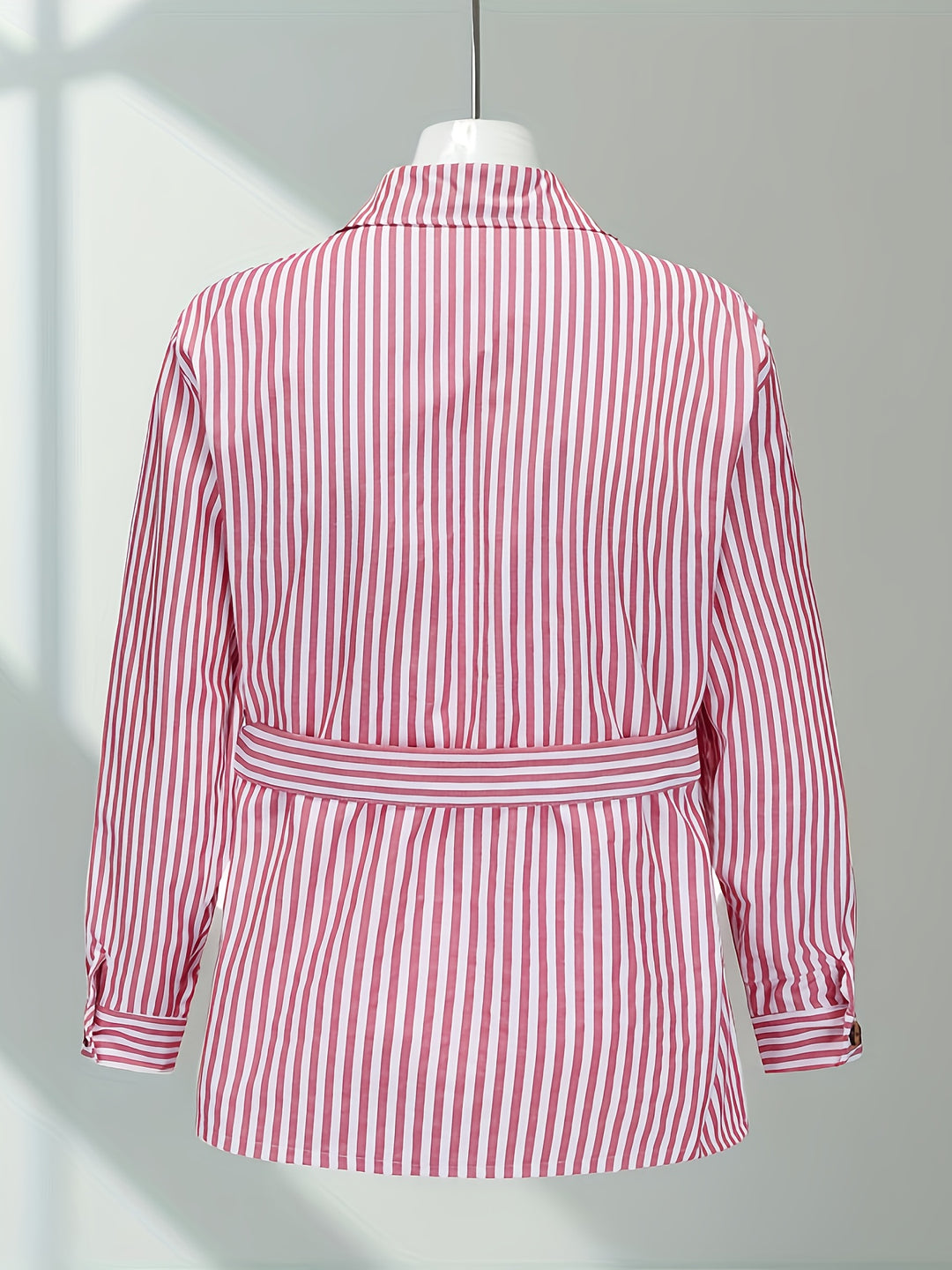 Heren Jas | Verticale Strepen | Klassieke Kraag & Ceintuurdetails | All-Season